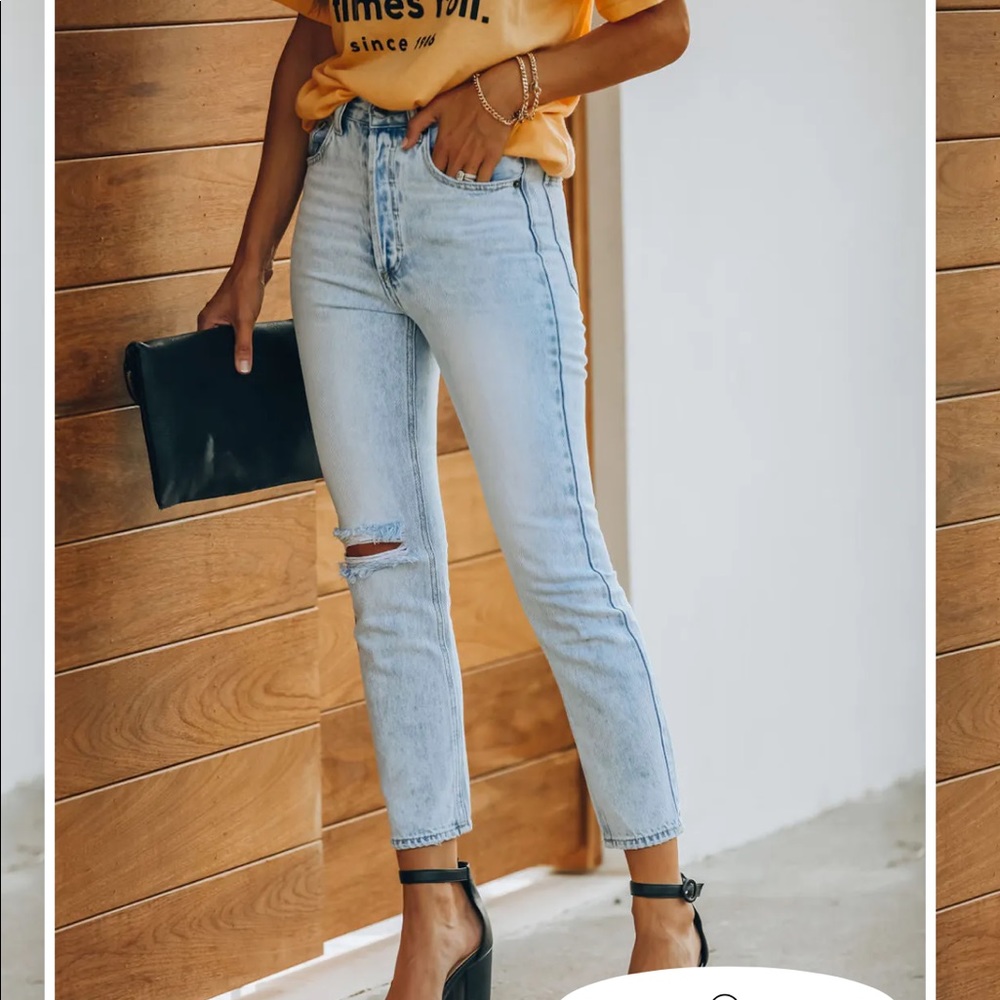 VICI - Lennon Distressed High Rise Denim, Size 25, New with tags